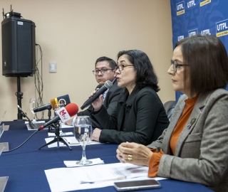 Rueda de prensa de la décimo tercera edición del Investiga UTPL Rueda de prensa de la décimo tercera edición del Investiga UTPL