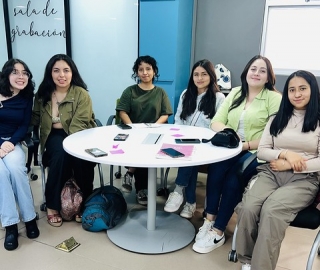 Estudiantes mentores Capacitación