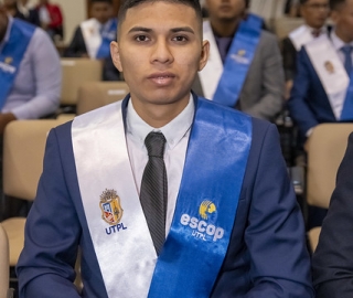 Décimo Quinta Promoción de Graduados ESCOP UTPL Décimo Quinta Promoción de Graduados ESCOP UTPL
