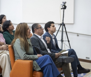 Conferencia Magistral “Del dato al impacto: la materia prima de la economía del siglo XXI”. Conferencia Magistral “Del dato al impacto: la materia prima de la economía del siglo XXI”.