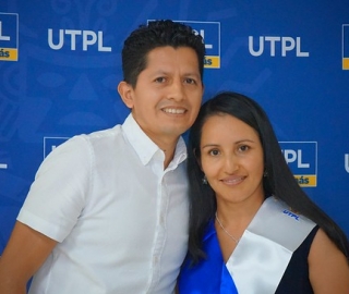 Nuevos profesionales de Galápagos recibieron su título