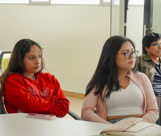 Bioquímica del estrés académico: innovación en el aprendizaje del cortisol mediante recursos educativos transmedia