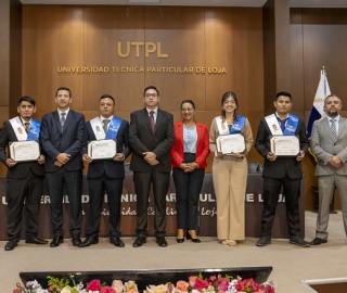 Décimo Quinta Promoción de Graduados ESCOP UTPL Décimo Quinta Promoción de Graduados ESCOP UTPL