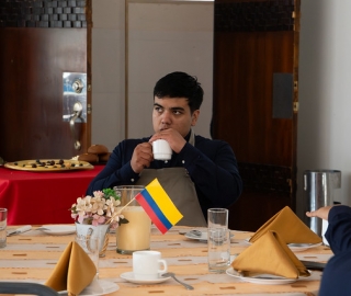 Aldea Global Gastronómica: Innovación en Equipos e Instalaciones de Restauración con el Mgtr. Fabián de Jesús Castañeda Orozco, de la Universidad ECCI – Colombia Aldea Global Gastronómica: Innovación en Equipos e Instalaciones de Restauración con el Mgtr. Fabián de Jesús Castañeda Orozco, de la Universidad ECCI – Colombia