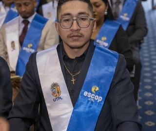 Décimo Quinta Promoción de Graduados ESCOP UTPL Décimo Quinta Promoción de Graduados ESCOP UTPL
