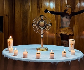 Retiro Espiritual Motus Christi para Jóvenes Retiro Espiritual Motus Christi para Jóvenes