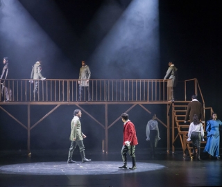 La Compañía de Teatro UTPL conmemoró sus 20 años de trayectoria artística con el estreno de la obra Otelo