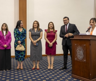 UTPL Escuela de Negocios reconoció el esfuerzo, dedicación y excelencia académica de sus mejores egresados. UTPL Escuela de Negocios reconoció el esfuerzo, dedicación y excelencia académica de sus mejores egresados.