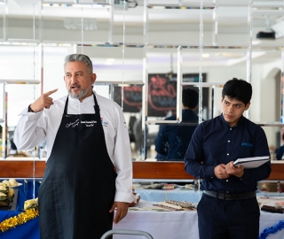 Aldea Global Gastronómica: Innovación en Equipos e Instalaciones de Restauración con el Mgtr. Fabián de Jesús Castañeda Orozco, de la Universidad ECCI – Colombia Aldea Global Gastronómica: Innovación en Equipos e Instalaciones de Restauración con el Mgtr. Fabián de Jesús Castañeda Orozco, de la Universidad ECCI – Colombia