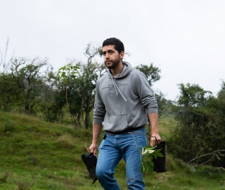 Reforestación en Cajanuma en alianza con Cascos Verdes Reforestación en Cajanuma en alianza con Cascos Verdes