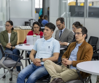Conexia - Retos de Innovación Empresarial VI edición Conexia - Retos de Innovación Empresarial VI edición