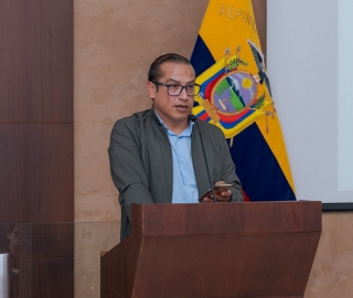 Seminario: Eutanasia, muerte digna y cuidados paliativos Seminario: Eutanasia, muerte digna y cuidados paliativos