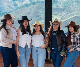 Feria Agropecuaria y VIII Concurso Semilla de Oro Feria Agropecuaria y VIII Concurso Semilla de Oro