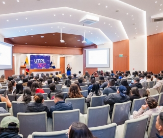 Más de 100 estudiantes participaron de DesvirtualizaTEC 2025 Más de 100 estudiantes participaron de DesvirtualizaTEC 2025