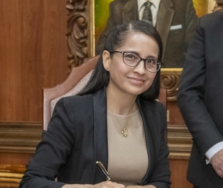 Posesión de nuevas autoridades institucional y académica