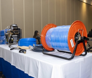 Donación de equipos para el combate de incendios forestales en la Reserva de Biosfera Podocarpus – El Cóndor