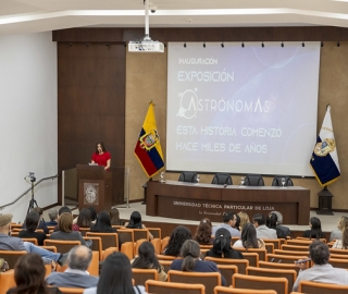 Conversatorio e inauguración de la exposición “Astrónomas” en UTPL Conversatorio e inauguración de la exposición “Astrónomas” en UTPL