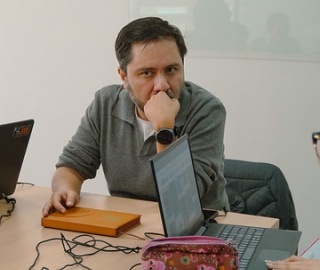 Periodismo asistido por IA: nuevas herramientas para la investigación