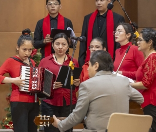 I Festival de Villancicos en inglés "Bells & Voices" I Festival de Villancicos en inglés "Bells & Voices"