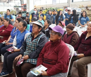 Evaluación de Riesgos Psicosociales en trabajadores informales Evaluación de Riesgos Psicosociales en trabajadores informales