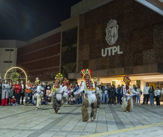 Noches mágicas UTPL 2025