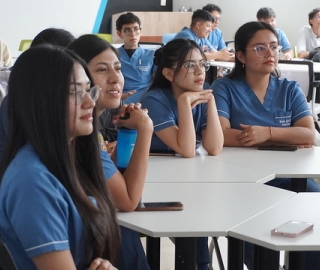 Creación de Contenido Informativo y Educativo sobre Suelo Pélvico mediante la plataforma de "TIK-TOK"  para la promoción de la conciencia y el bienestar FISIOPELVIS-DIGITAL