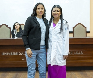 Imposición de mandiles a estudiantes de Nutrición y Dietética Imposición de mandiles a estudiantes de Nutrición y Dietética
