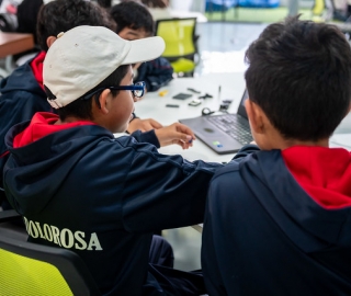 FIRST LEGO en el Innova Fest UTPL FIRST LEGO en el Innova Fest UTPL