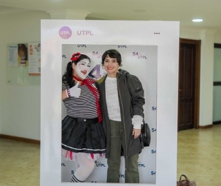 54 años UTPL
