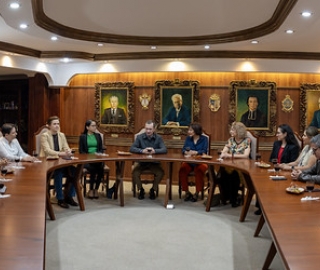 Visita de directoras de centros internacionales UTPL