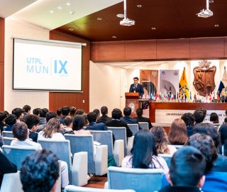 IX UTPL MUN: jóvenes liderando el diálogo global desde Loja IX UTPL MUN: jóvenes liderando el diálogo global desde Loja