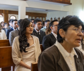 Imposición de mandiles a estudiantes de Fisioterapia