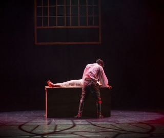 La Compañía de Teatro UTPL conmemoró sus 20 años de trayectoria artística con el estreno de la obra Otelo