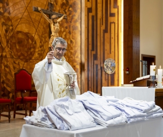 Imposición de mandiles a estudiantes de Fisioterapia