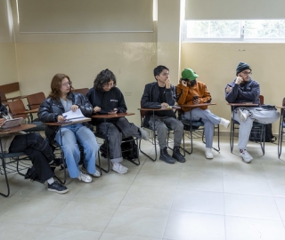 Aldea Global: La internacionalización de la práctica artística dictado por el docente Óscar Verde, de la Universidad Autónoma de México