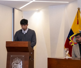 Imposición de Indumentaria a los estudiantes de Enfermería Imposición de Indumentaria a los estudiantes de Enfermería