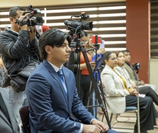 Entrega de becas Hidalgo e Hidalgo a estudiantes de la UTPL