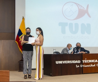Prendho UTPL gradúa emprendimientos de la Industria Creativa y Cultural Prendho UTPL gradúa emprendimientos de la Industria Creativa y Cultural
