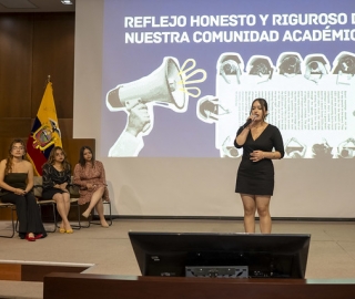 Presentación de la revista Clave