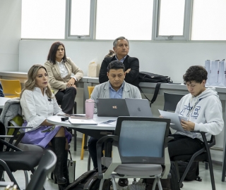 Expo Semestre Ascendere | Reto: Fine-Tuned English. Expo Semestre Ascendere | Reto: Fine-Tuned English.