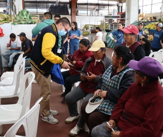 Evaluación de Riesgos Psicosociales en trabajadores informales Evaluación de Riesgos Psicosociales en trabajadores informales