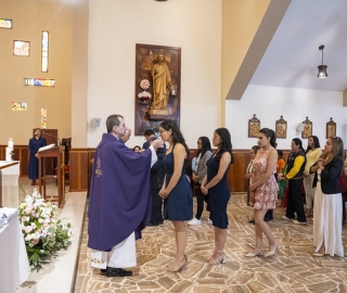 Imposición de mandiles a internos rotativos de la carrera de Nutrición y Dietética – Cohorte mayo 2025 / abril 2026