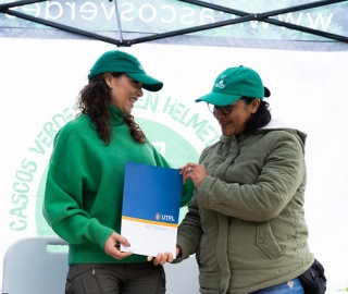 Reforestación en Cajanuma en alianza con Cascos Verdes