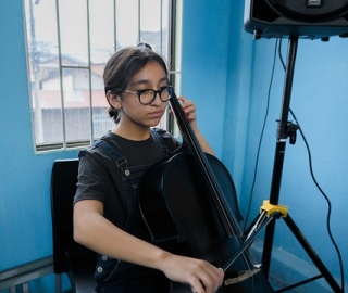 Primer encuentro de SINFIN UTPL y la Academia de música de Sol a Sol de Guayaquil