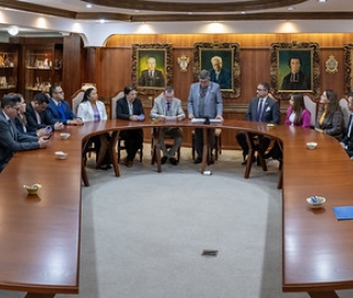 Posesión de nuevas autoridades académicas