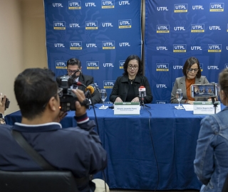 Rueda de prensa de la décimo tercera edición del Investiga UTPL Rueda de prensa de la décimo tercera edición del Investiga UTPL
