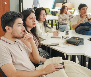 Bioquímica del estrés académico: innovación en el aprendizaje del cortisol mediante recursos educativos transmedia