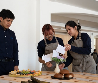 Aldea Global Gastronómica: Innovación en Equipos e Instalaciones de Restauración con el Mgtr. Fabián de Jesús Castañeda Orozco, de la Universidad ECCI – Colombia Aldea Global Gastronómica: Innovación en Equipos e Instalaciones de Restauración con el Mgtr. Fabián de Jesús Castañeda Orozco, de la Universidad ECCI – Colombia