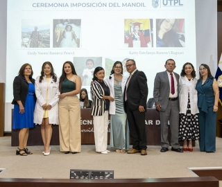 Ceremonia de imposición de mandiles a los estudiantes de 7mo ciclo de la carrera de Psicología Clínica