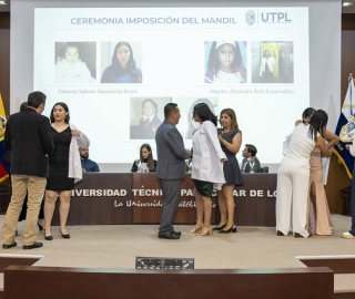 Ceremonia de imposición de mandiles a los estudiantes de 7mo ciclo de la carrera de Psicología Clínica